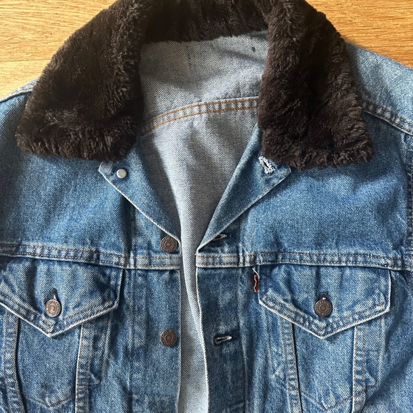 Reformation Jackets & Blazers - Reformation Denim Jacket with Faux Fur Collar & Cuffs - Size L